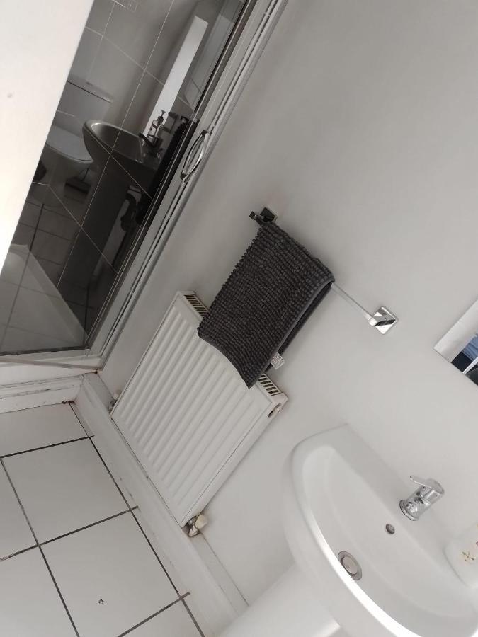 En Suite Room With Kitchen Facilities Nottingham Exterior foto
